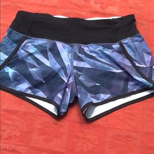lululemon athletic shorts size 4